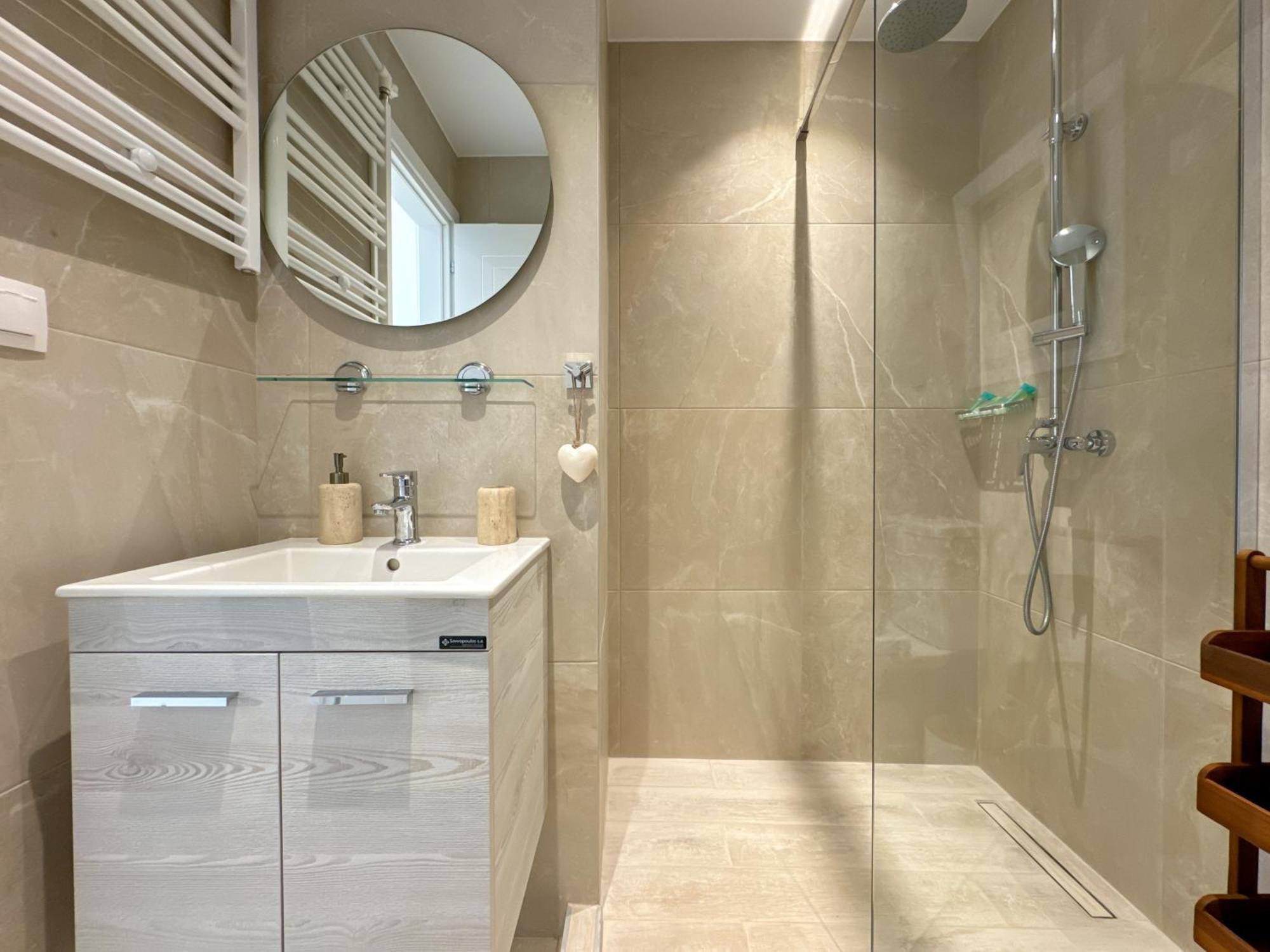 Luxury Downtown Apartment Guya Salonicco Esterno foto